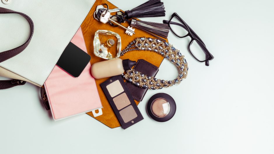 Must-have în geanta de make-up